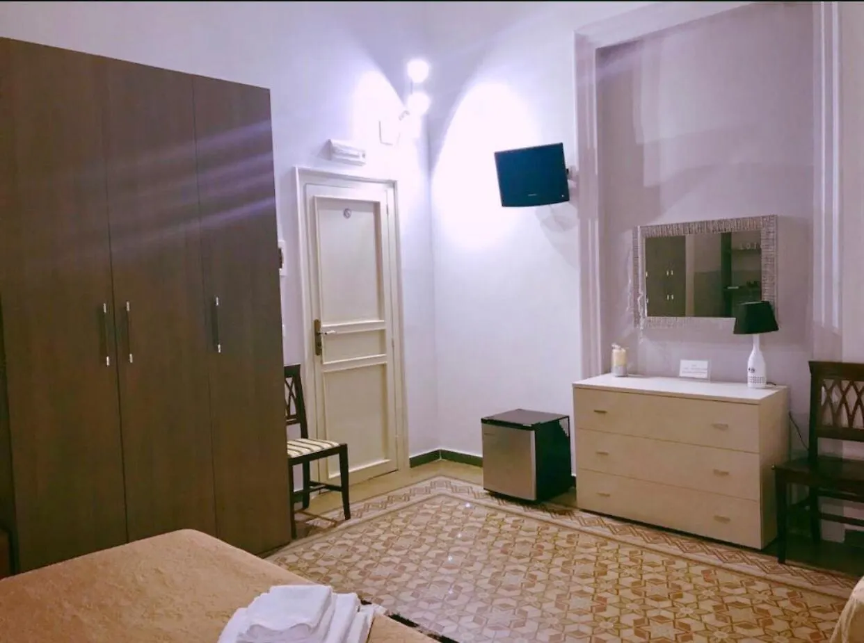 Trinacria Bed and Breakfast Palermo Bed & Breakfast